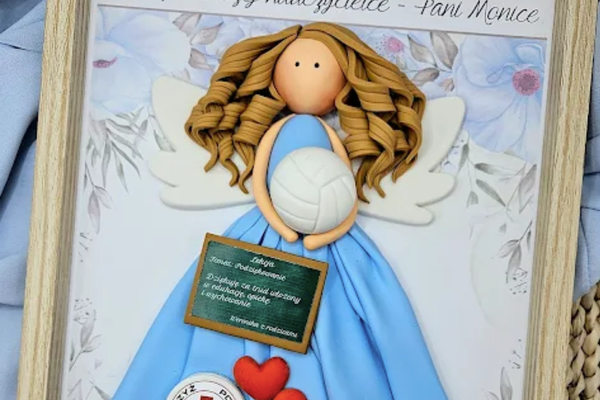 Anioł ręcznie wykonany, personalizowany prezent dla nauczycielki wf na dzień nauczyciela