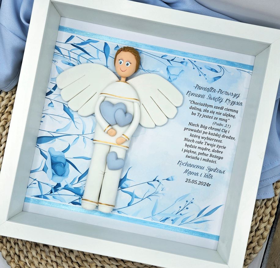 anioł-pamiątka-pierwszej-komunii-dla-chłopca-w-ramce-z-szybką