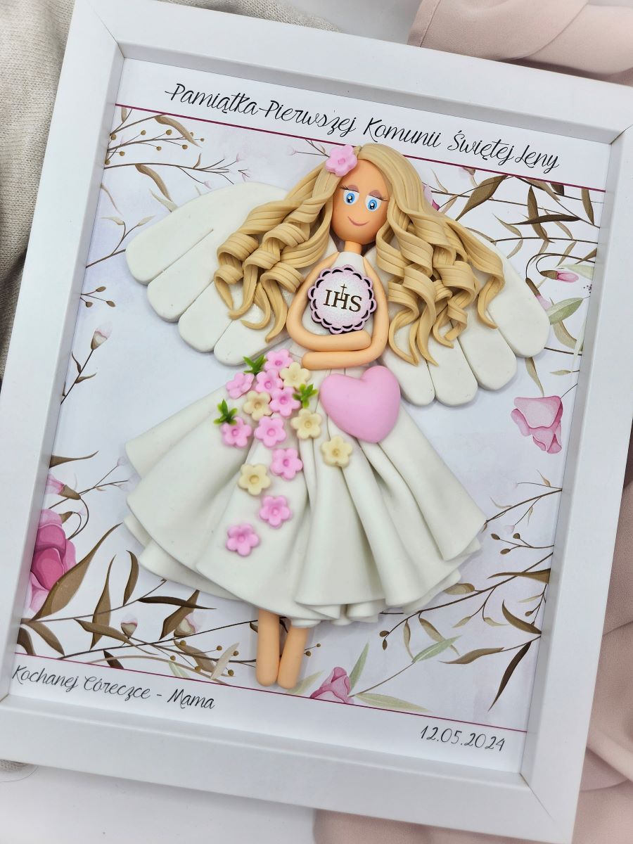 aniołek-w-ramce-personalizowany-prezent-na-komunię-dla-dziewczynki-zimna-porcelana