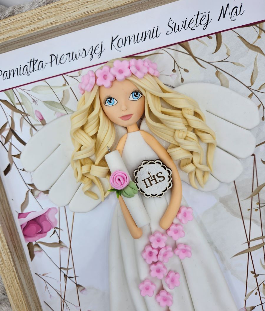 aniołek-z-glinki-porcelanowej-w-ramce-prezent-dla-dziewczynki