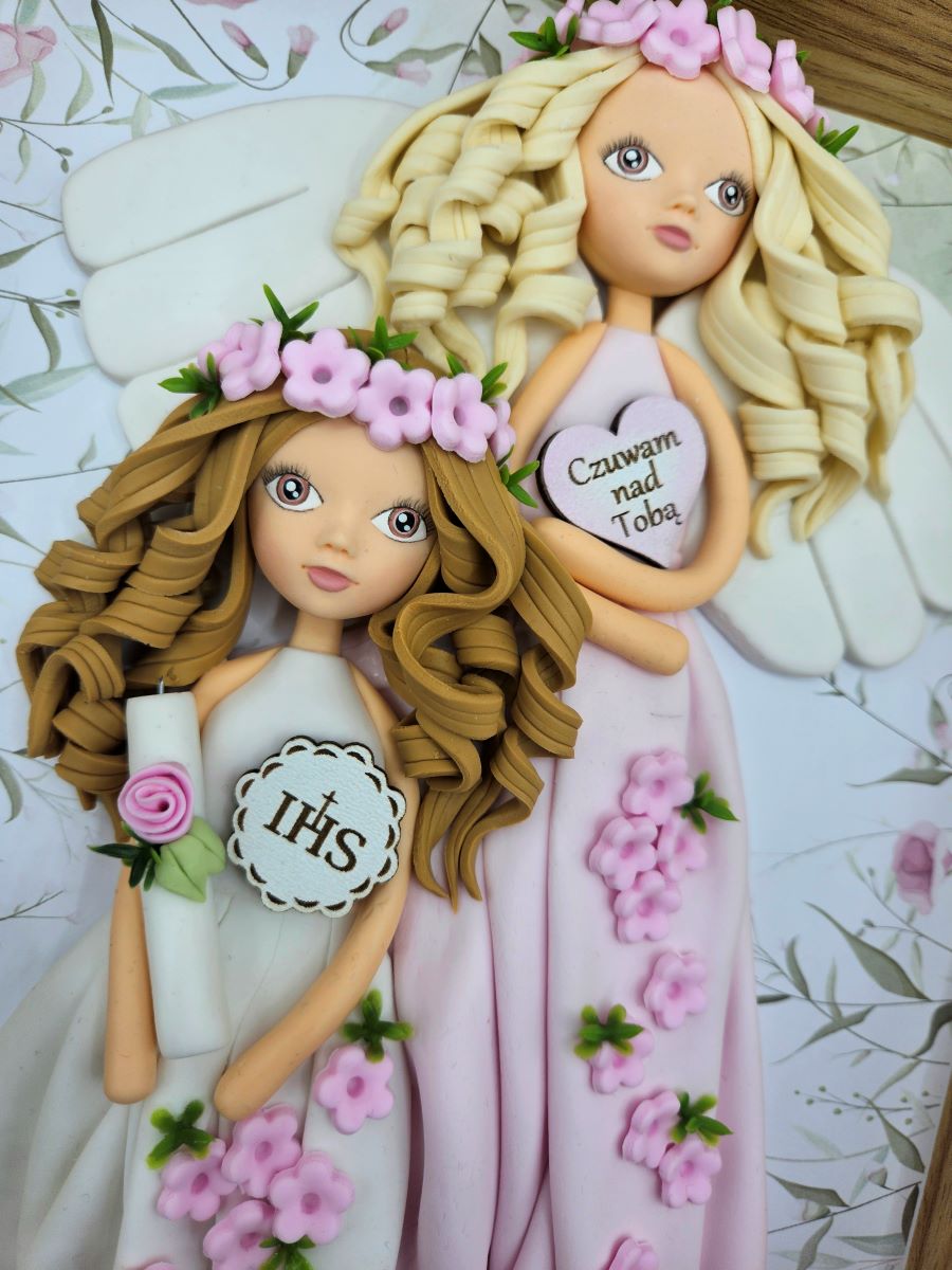 anioły-stróż-pomysł-na-prezent-od-chrzestnej-zimna-porcelana