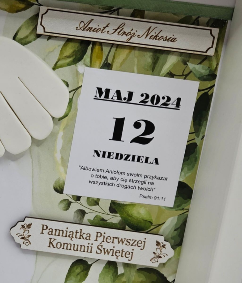 prezent-na-komunię-dla-chłopca-aniołek-kartka-z-kalendarza