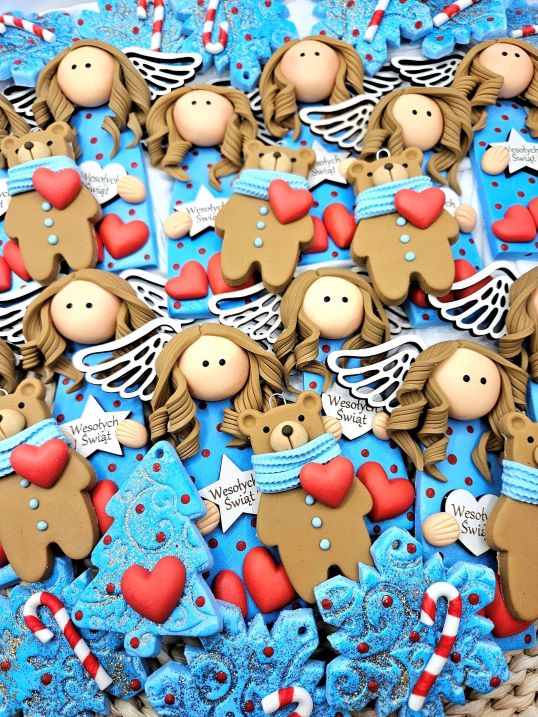 piekne-bombki-choinkowe-recznie-robione-dekoracje-na-choinke