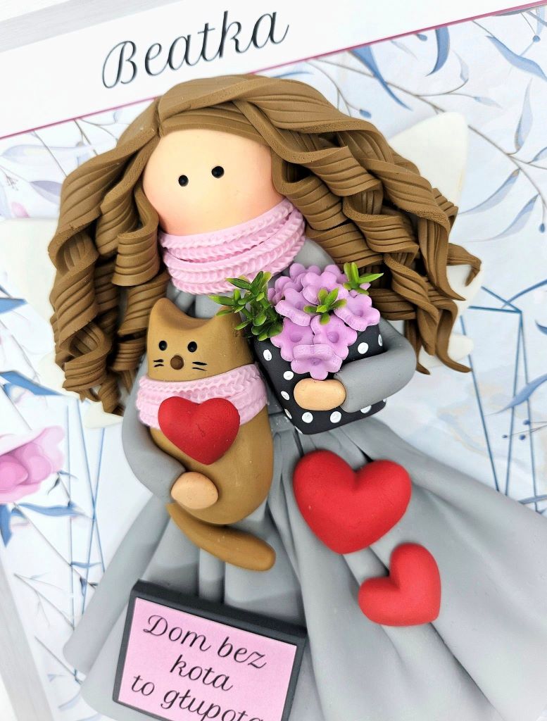 Upominek dla dziewczyny która kocha koty, aniołek w ramce z kotkiem