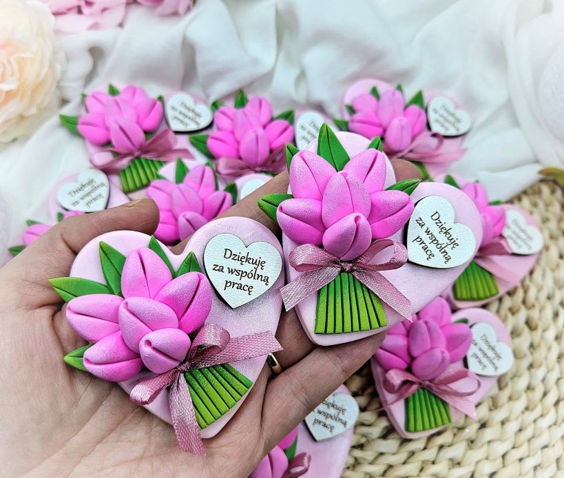 podziekowania-magnesy-drobne-upomonka-dla-nauczycielek-wspolpracownikow
