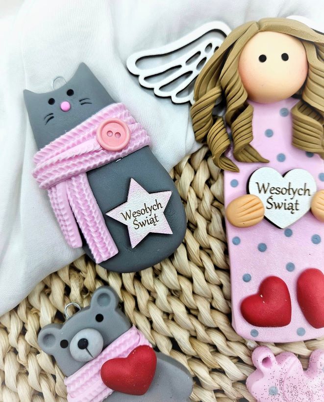 zawieszki-na-choinke-kotki-recznie-robione-na-upominki-mikolajki-gwiazdka