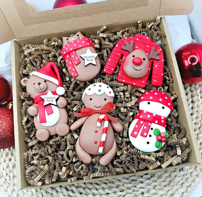 box-prezentowy-ozdoby-świąteczne-handmade-artilka