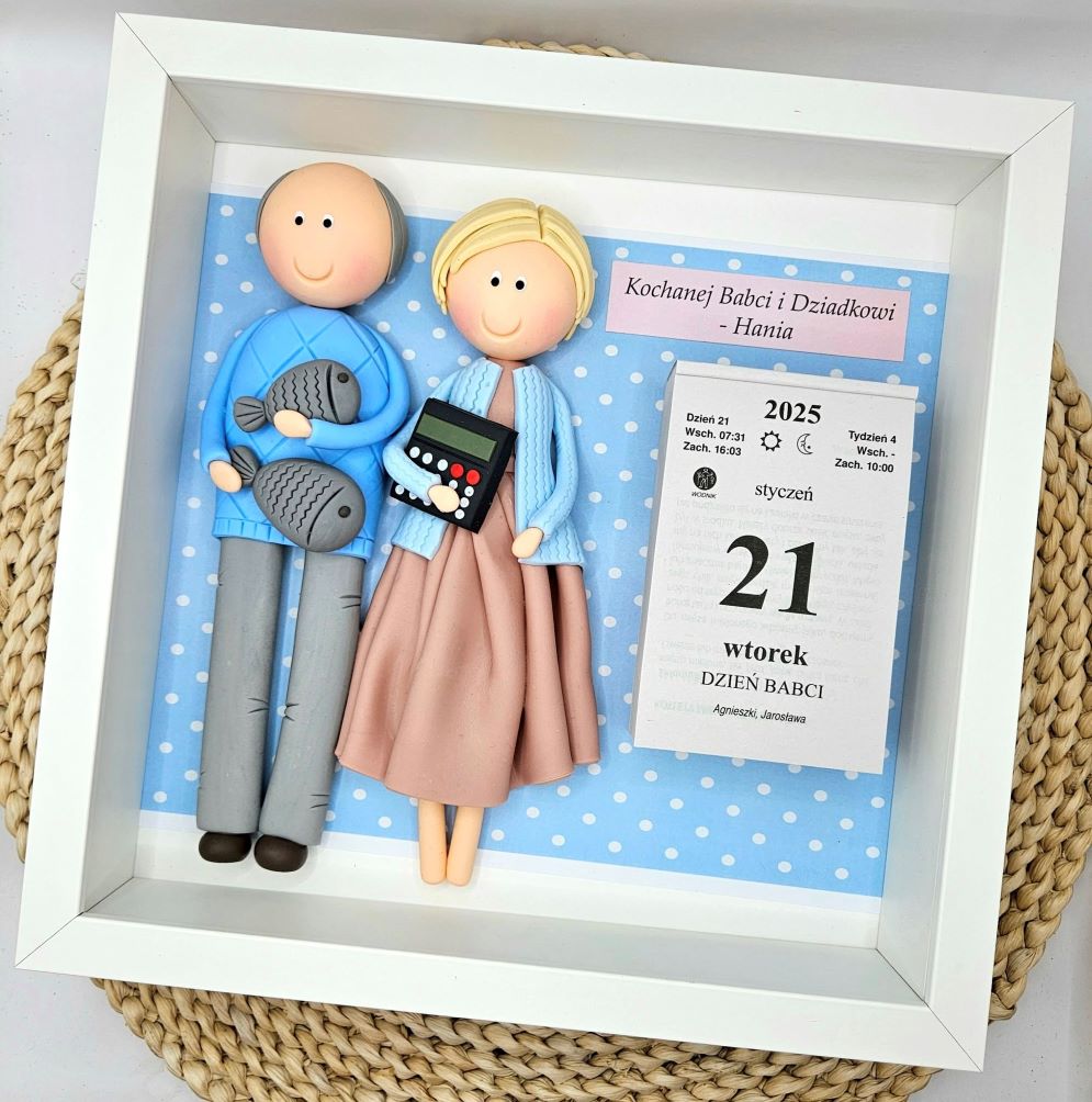 dziadek-i-babcia-personalizowane-figurki-kalendarz-artilka