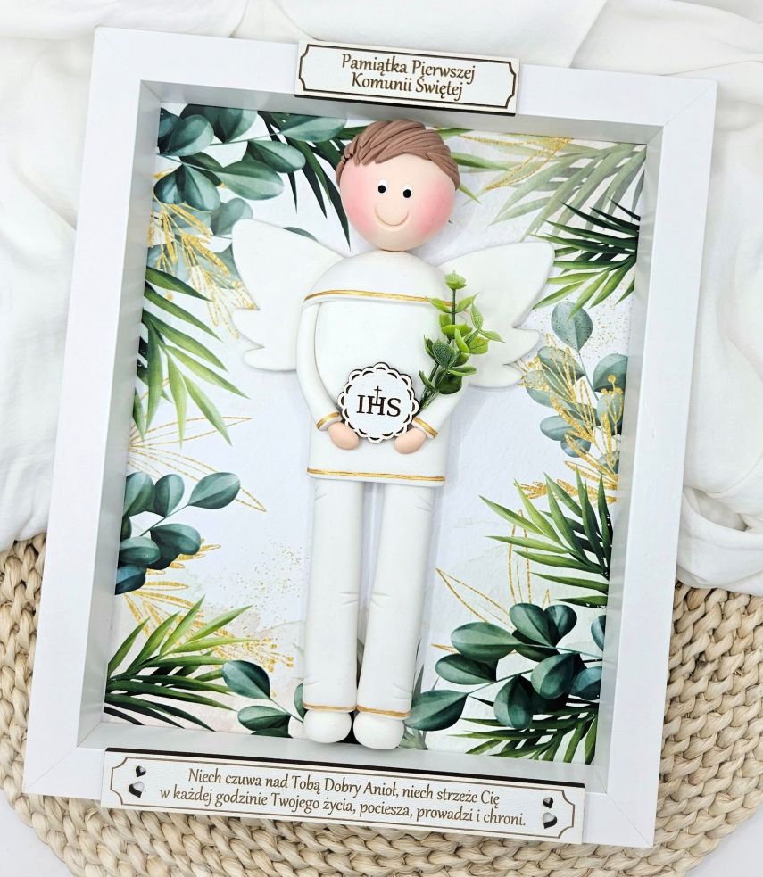 Prezent na pierwszą komunię świętą dla chłopca. Anioł w ramce.