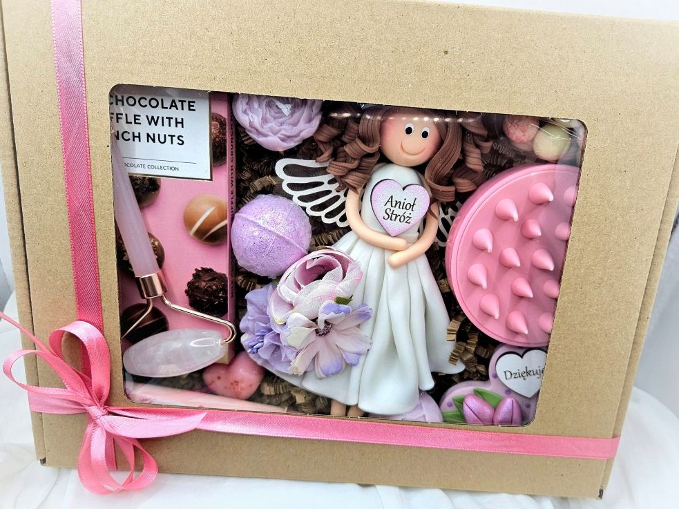 box-prezentowy-podziękowanie-dla-chrzestnej-artilka