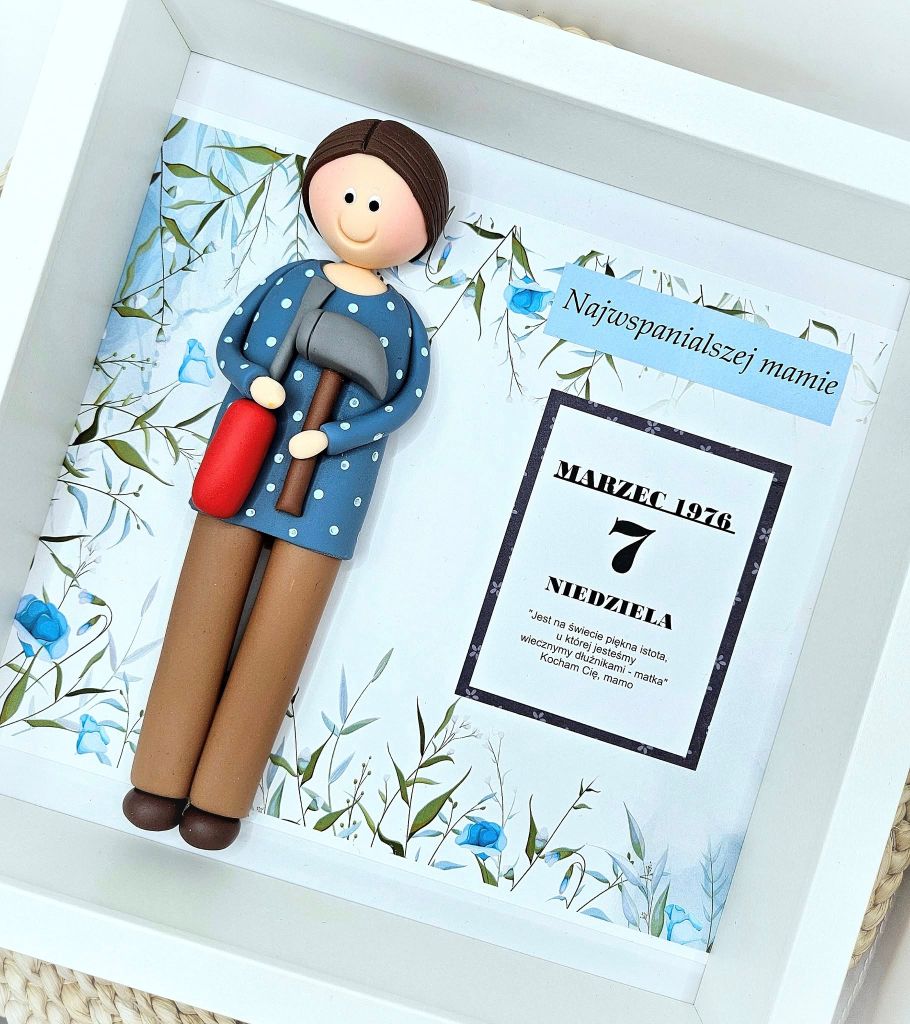 prezent-dla-mamy-na-urodziny-ramka-z-figurką-artilka