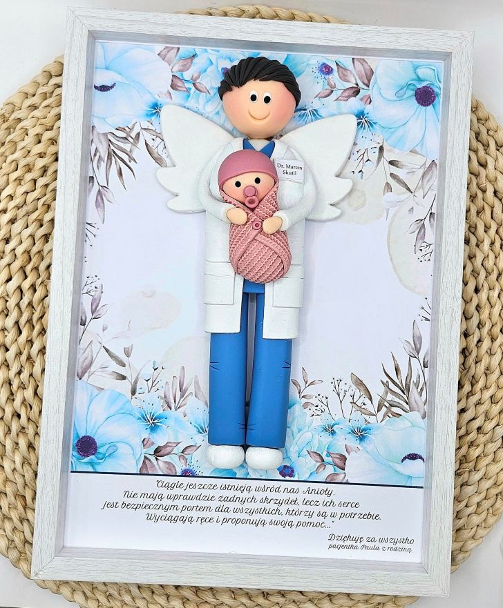 prezent-dla-ginekologa-anioł-dzidziusiem-artilka