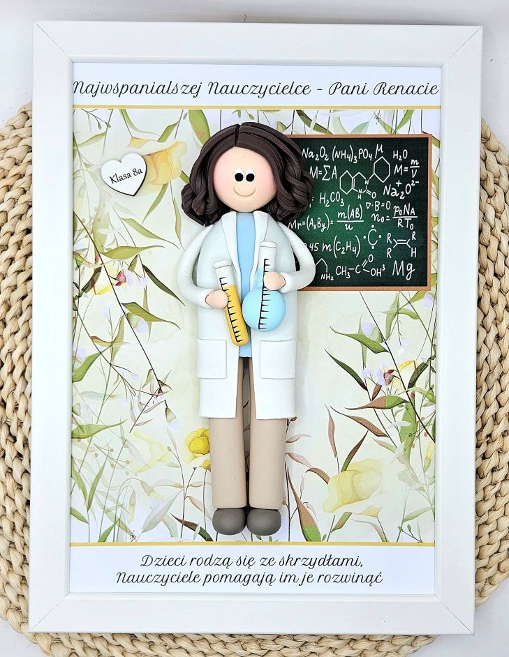 prezent-dla-nauczycielki-chemii-figurka-w-ramce