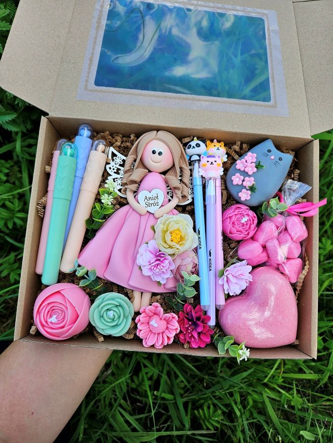 prezent-dla-dziewczynki-rozpoczęcie-roku-szkolnego-artilka