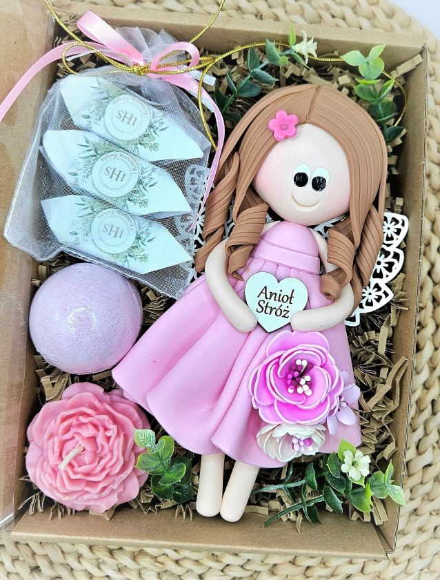 box-prezentowy-na-komunię-artilka